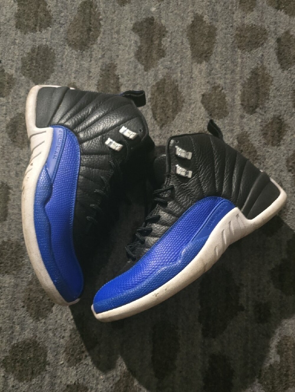 Jordan 12 - Picture 2 of 7